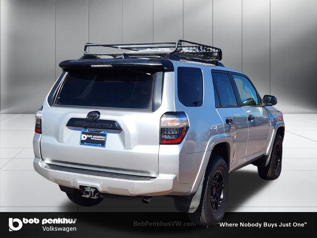 Used 2021 Toyota 4Runner Venture w/ Moonroof Package AWD/4WD image 25
