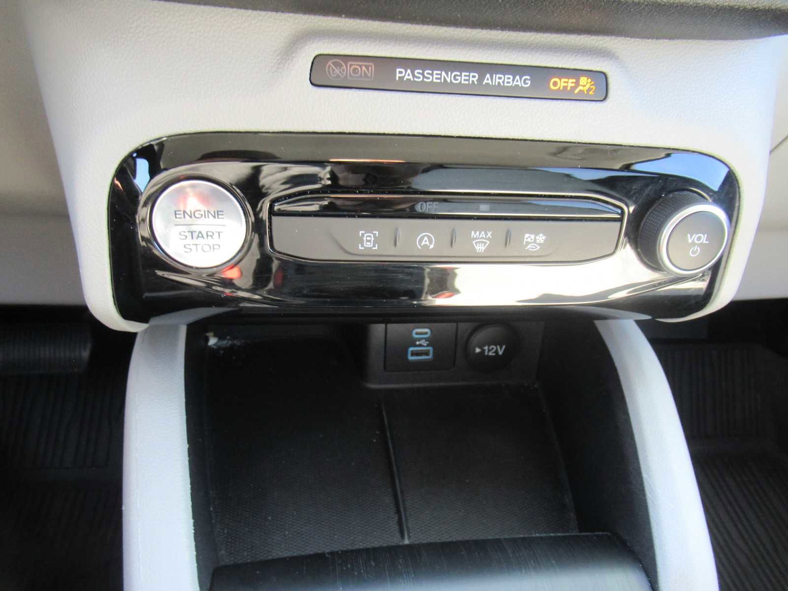 Used 2023 Ford Escape Active w/ Tech Pack #1 image 27