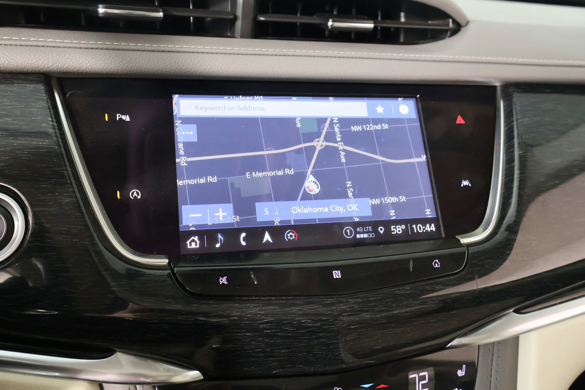 Used 2021 Cadillac XT6 Premium Luxury FWD image 7