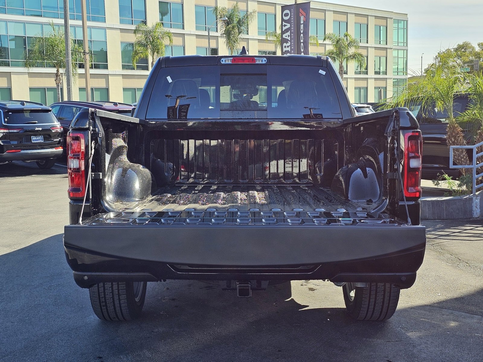 New 2026 RAM 1500 Express image 7