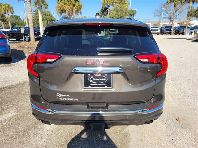 Used 2019 GMC Terrain Denali w/ Advanced Safety Package image 12