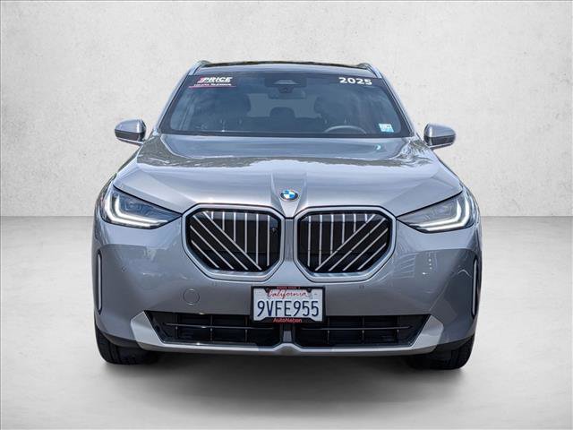 Used 2025 BMW X3 xDrive30i w/ Premium Package AWD/4WD image 2