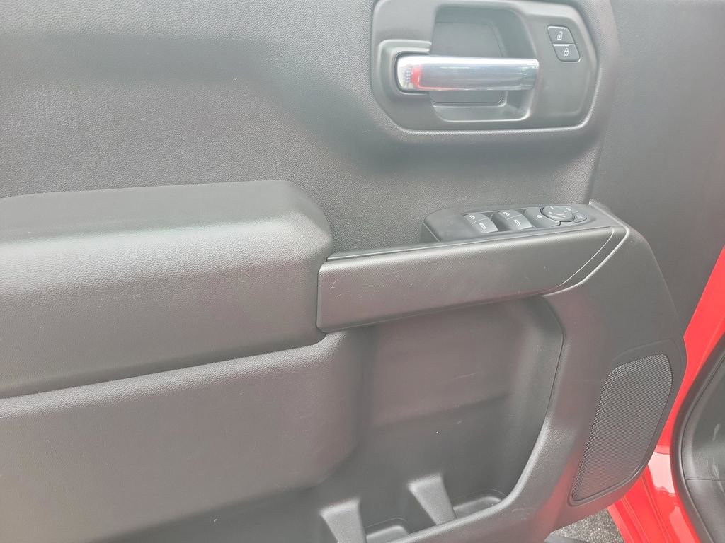 Used 2023 Chevrolet Silverado 1500 Custom image 21