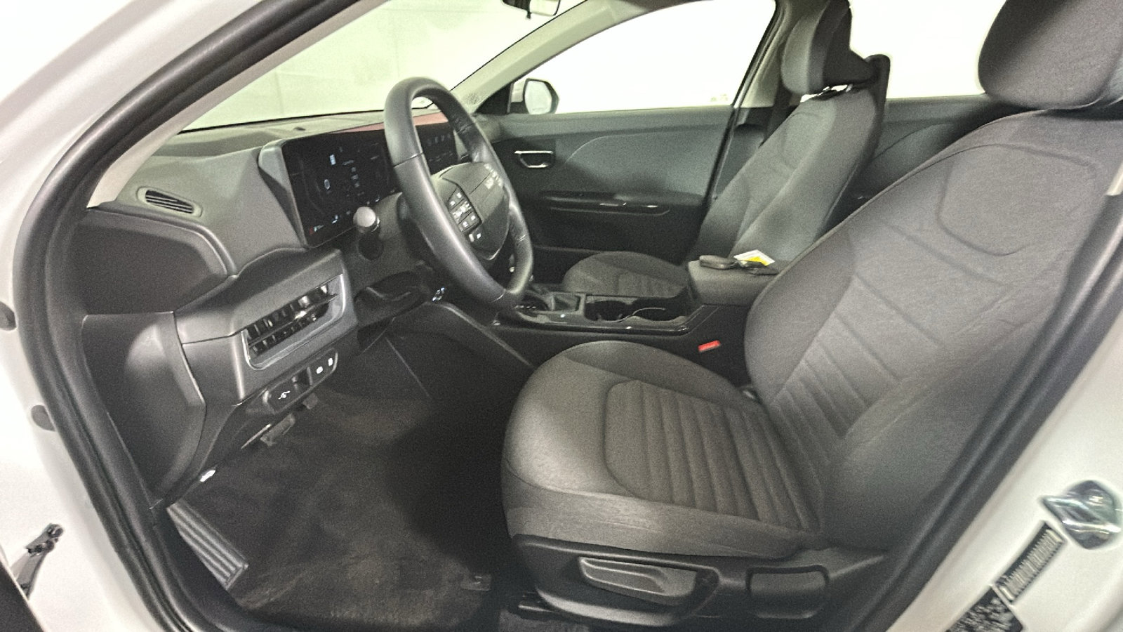 Used 2025 Kia K4 EX FWD image 9