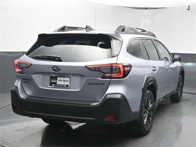 Used 2025 Subaru Outback Onyx Edition w/ Popular Package #2 image 7