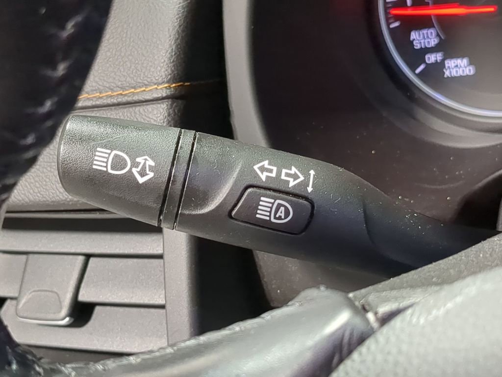 Used 2021 GMC Terrain SLE w/ Driver Convenience Package image 40