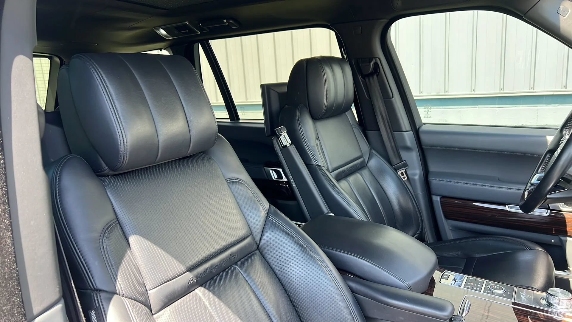 Used 2016 Land Rover Range Rover LWB SV Autobiography AWD/4WD image 19