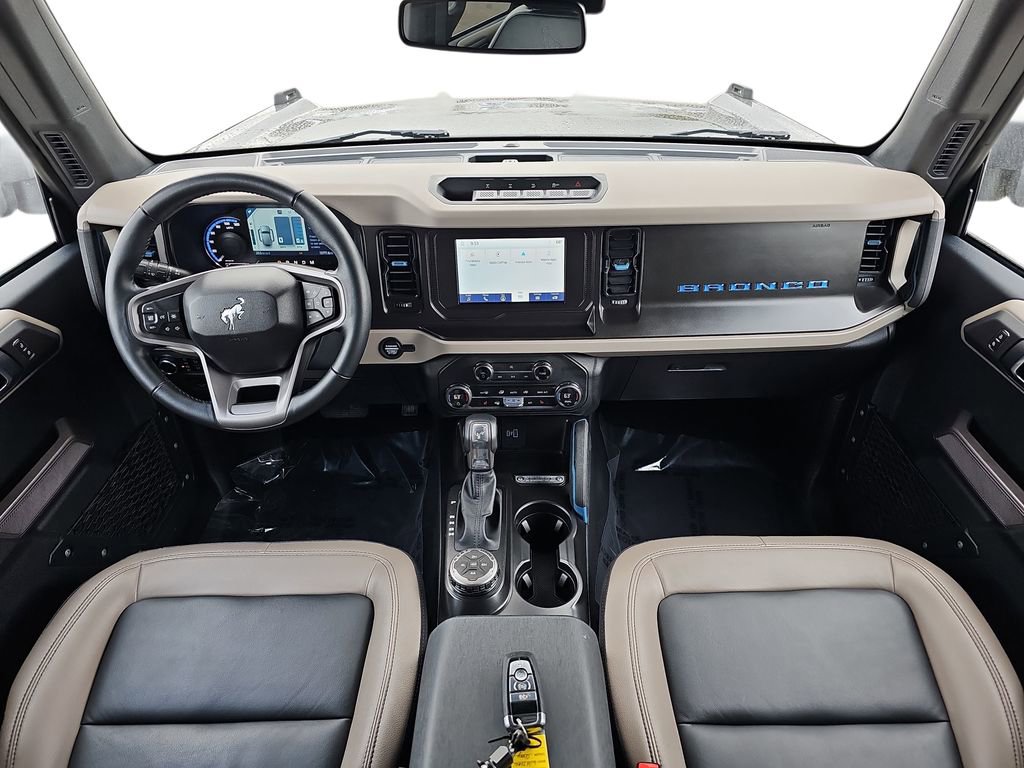 Used 2023 Ford Bronco Wildtrak image 12