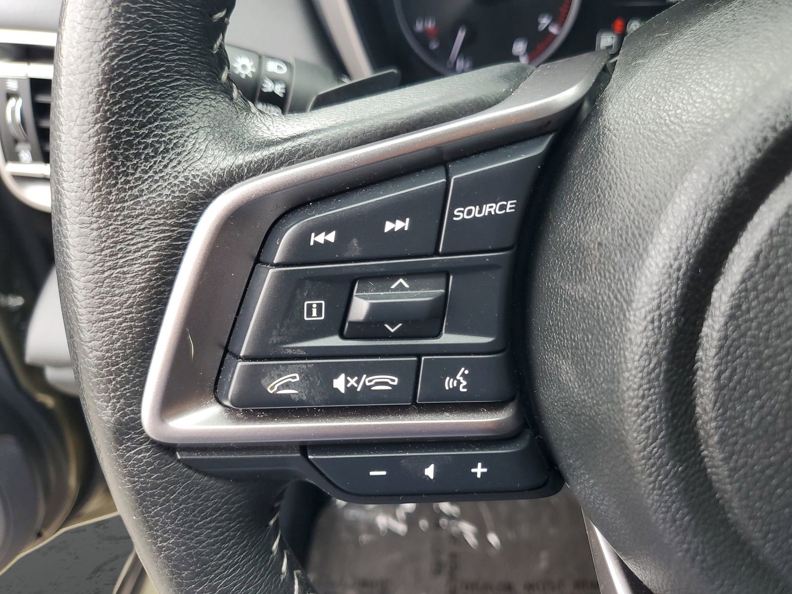 Used 2024 Subaru Outback Limited XT AWD/4WD image 25