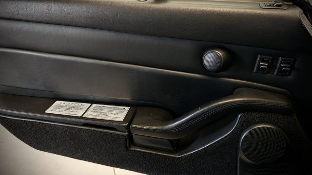 Used 1996 Porsche 911 image 11