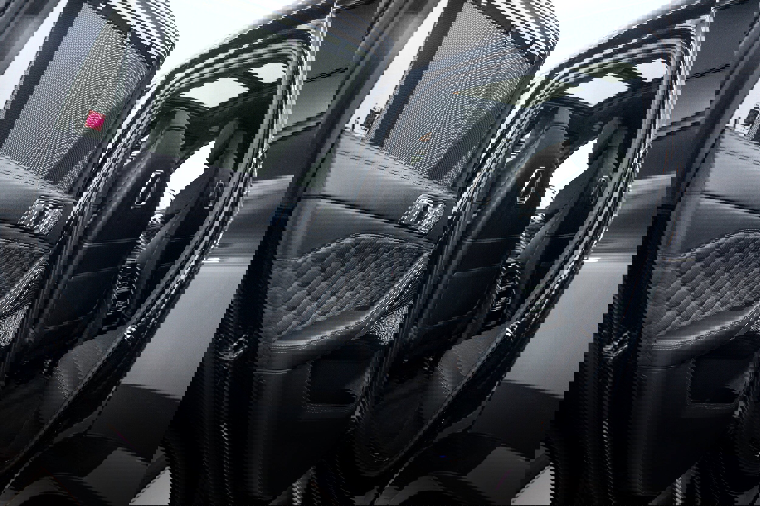 Used 2025 BMW X6 M Competition w/ Executive Package image 20