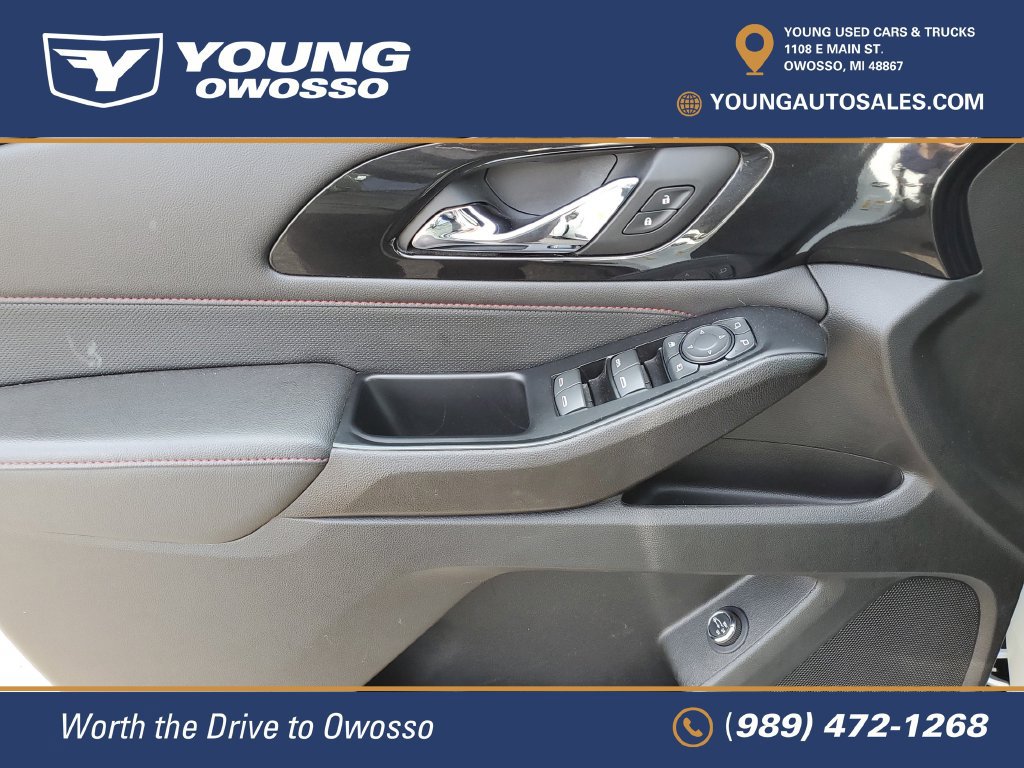 Used 2023 Chevrolet Traverse RS w/ LPO, Floor Liner Package AWD/4WD image 26