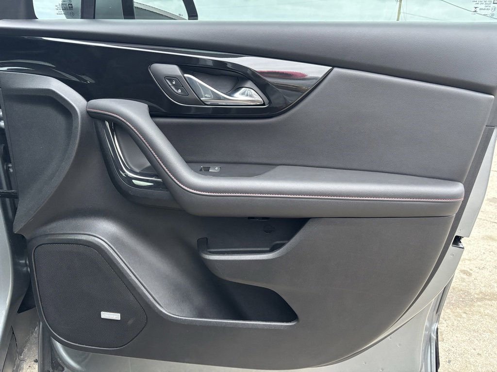 Used 2025 Chevrolet Blazer RS image 30