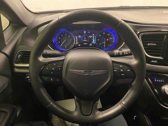 Used 2019 Chrysler Pacifica Touring-L Plus w/ S Appearance Package image 19