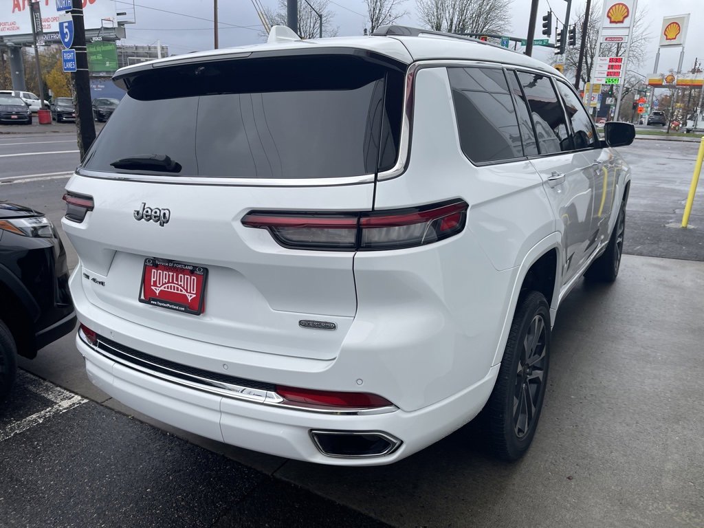 Used 2021 Jeep Grand Cherokee L Overland w/ Advanced Protech Group III image 17