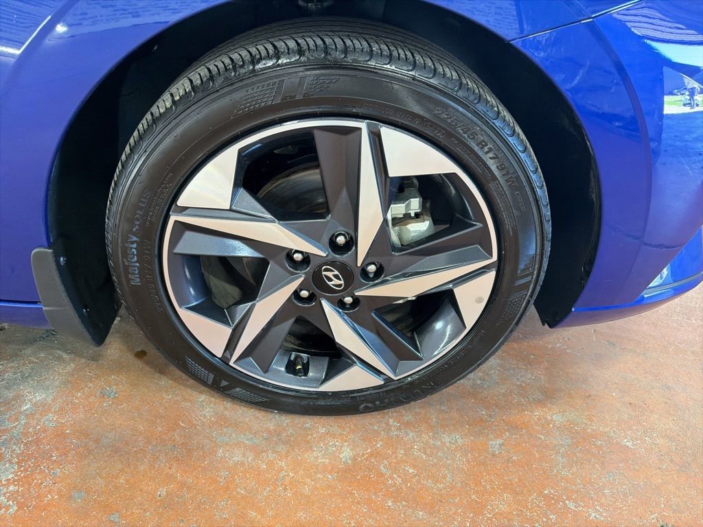 Certified 2023 Hyundai Elantra SEL w/ Convenience Package image 10