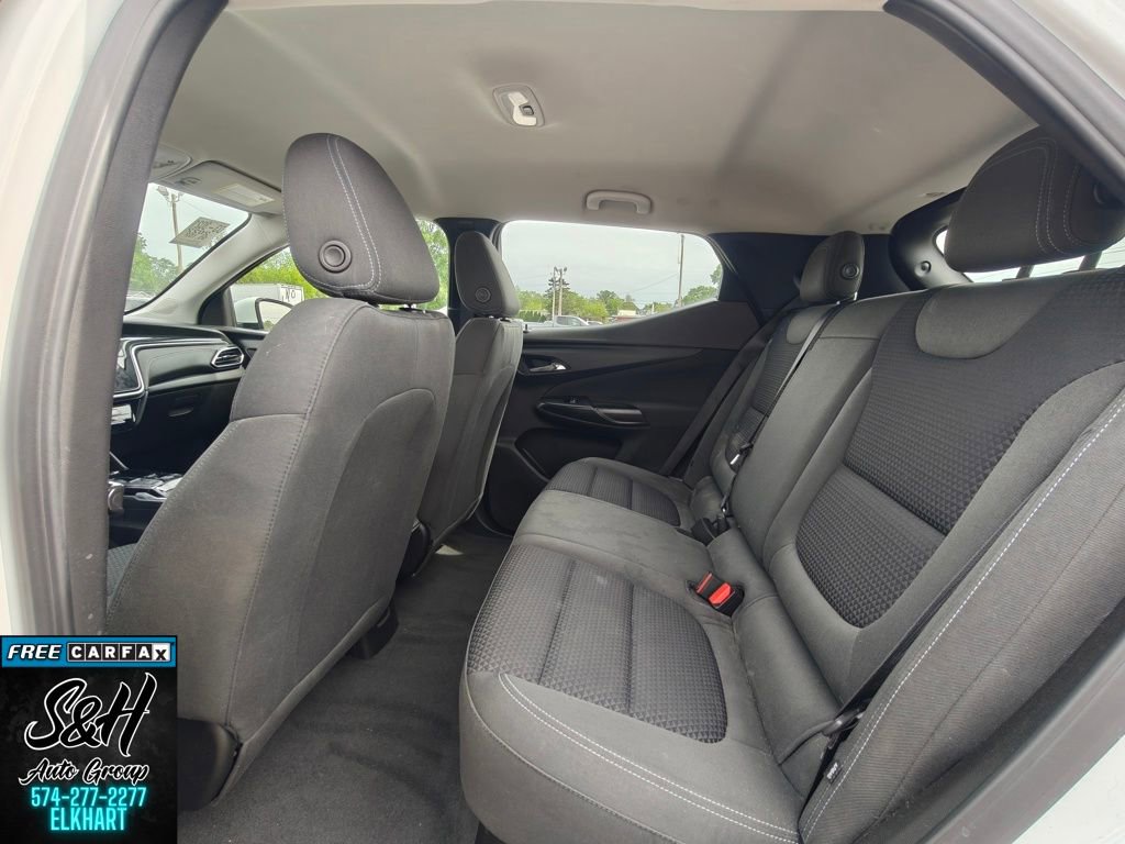 Used 2022 Chevrolet Bolt EUV LT w/ Comfort Package FWD image 19