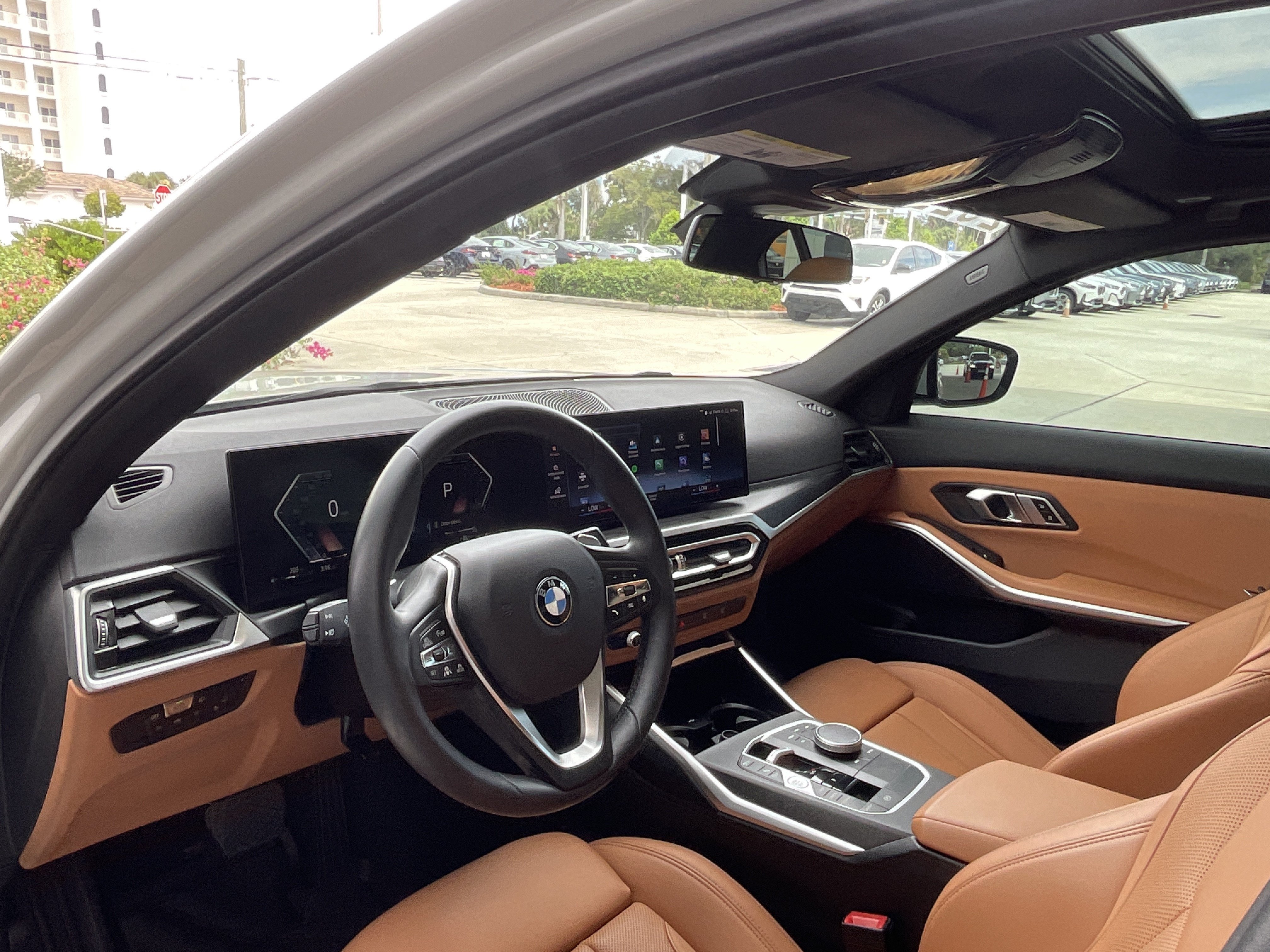 Used 2023 BMW 330i Sedan RWD image 9