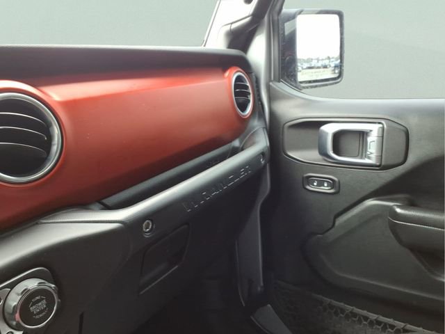 Used 2018 Jeep Wrangler Unlimited Rubicon image 18