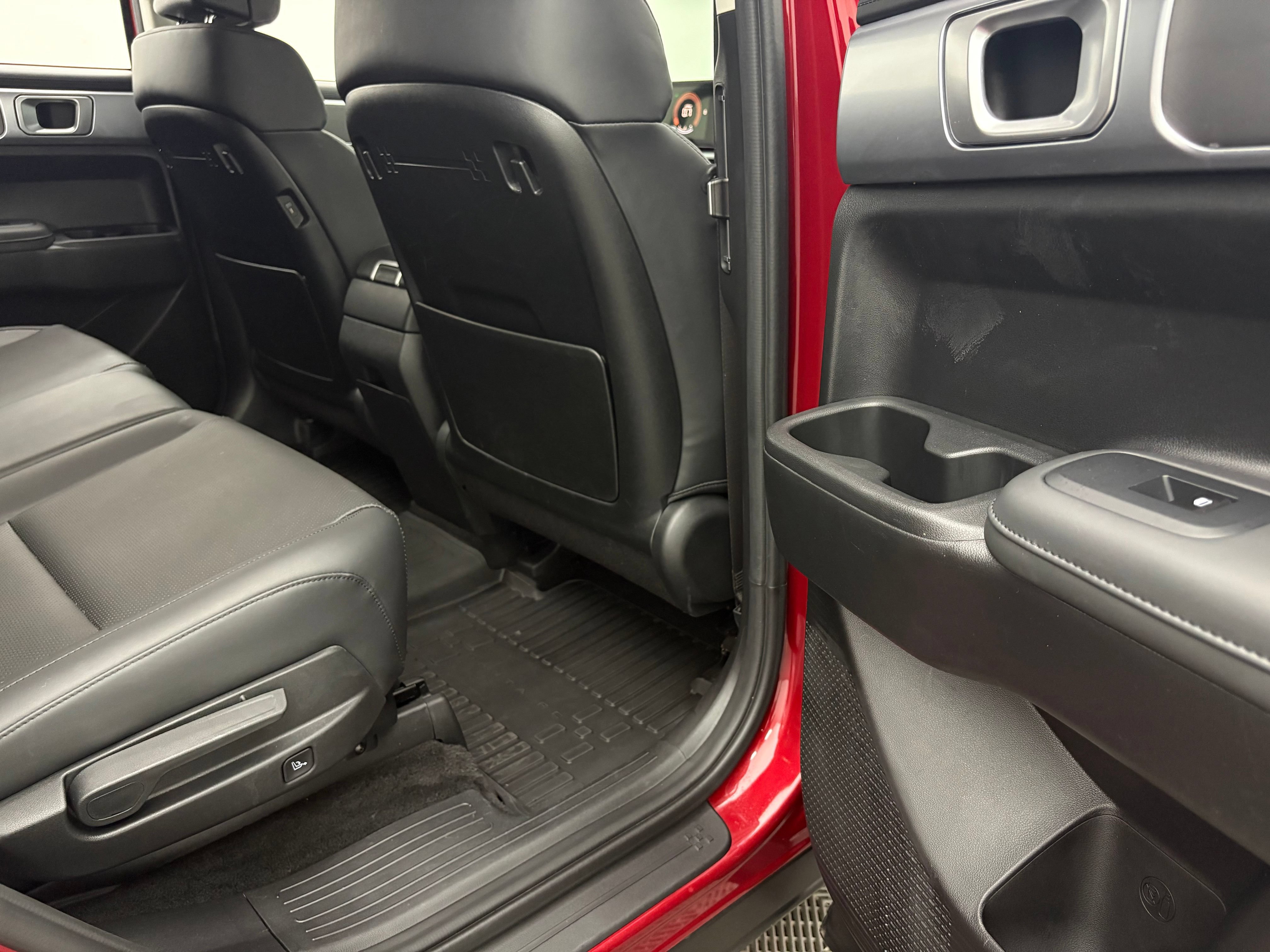 Used 2026 Hyundai Santa Fe SEL FWD image 33