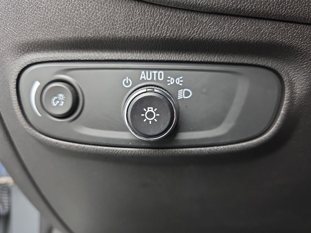Certified 2024 Chevrolet Equinox RS image 18