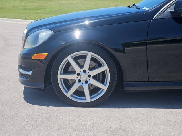 Used 2013 Mercedes-Benz C 350 Coupe image 10