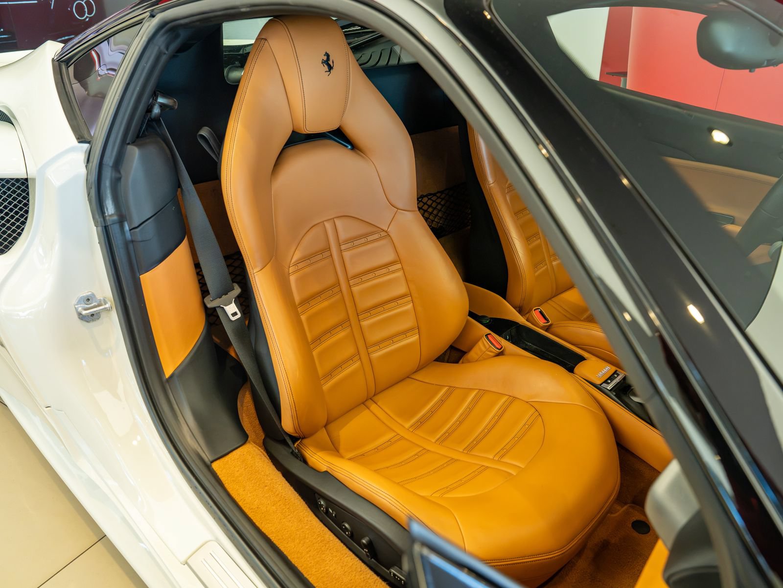 Certified 2016 Ferrari 488 GTB RWD image 19