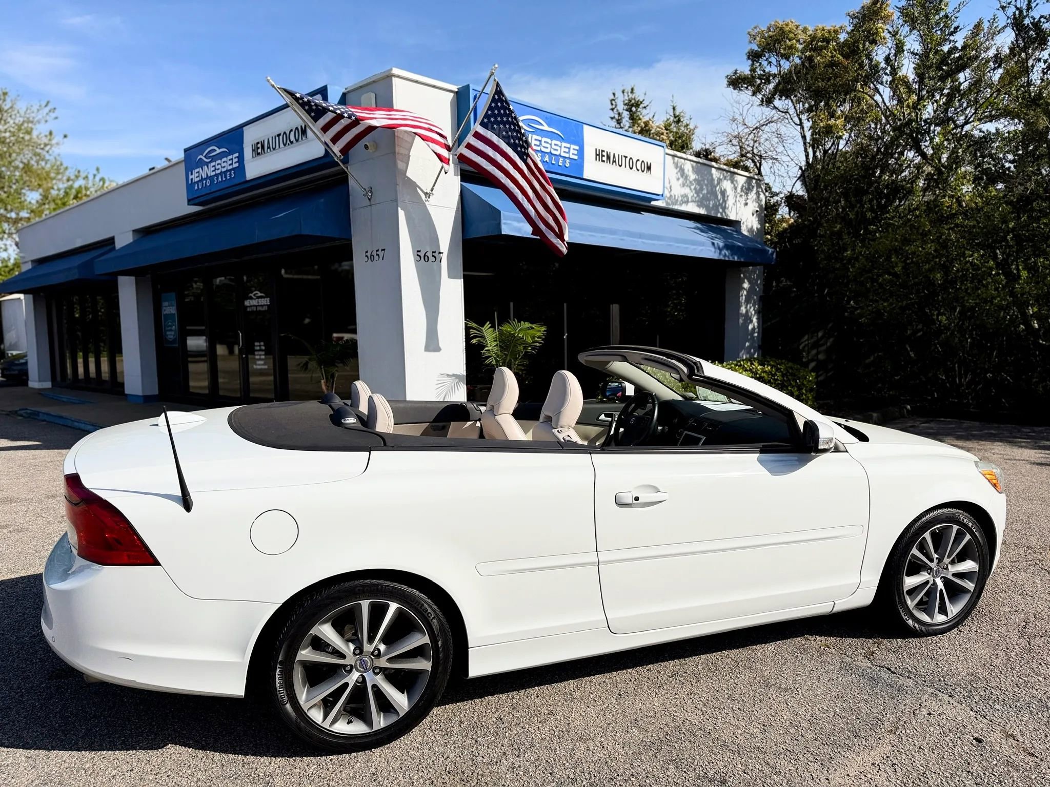 Used 2013 Volvo C70 T5 image 11
