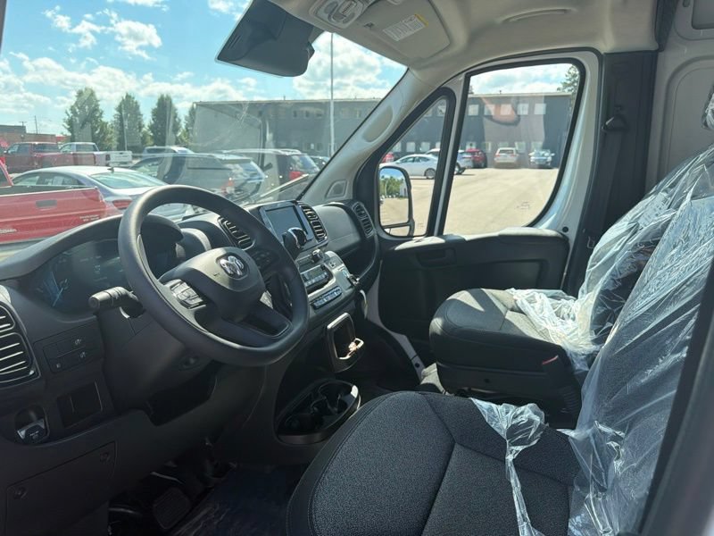 New 2026 RAM ProMaster 2500 w/ Convenience Group FWD image 9