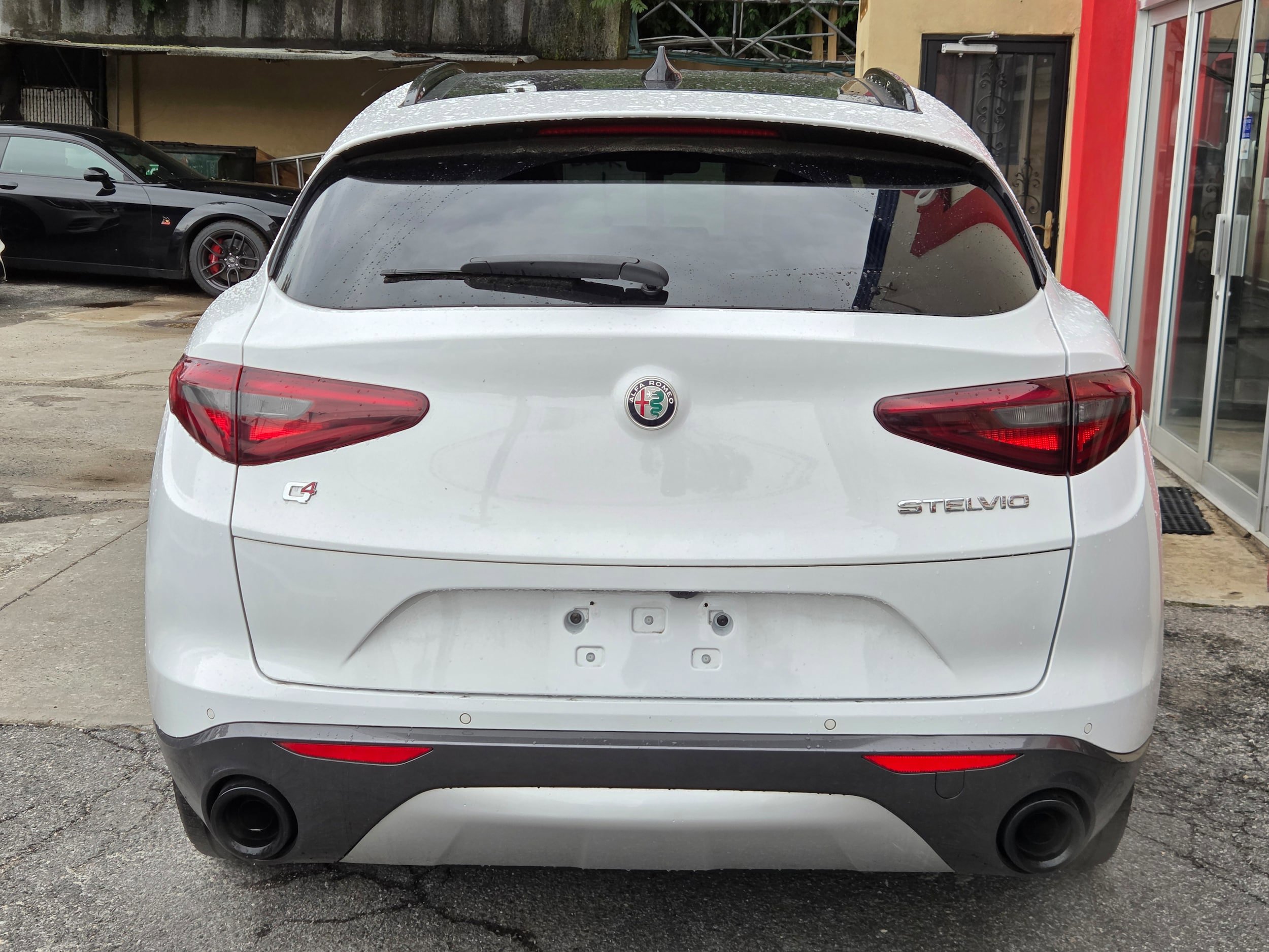 Used 2022 Alfa Romeo Stelvio Ti w/ Active Assist Plus Package AWD/4WD image 5