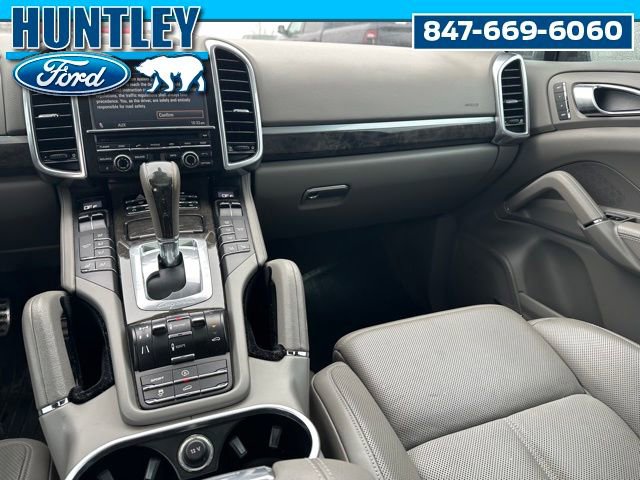 Used 2011 Porsche Cayenne S AWD/4WD image 14