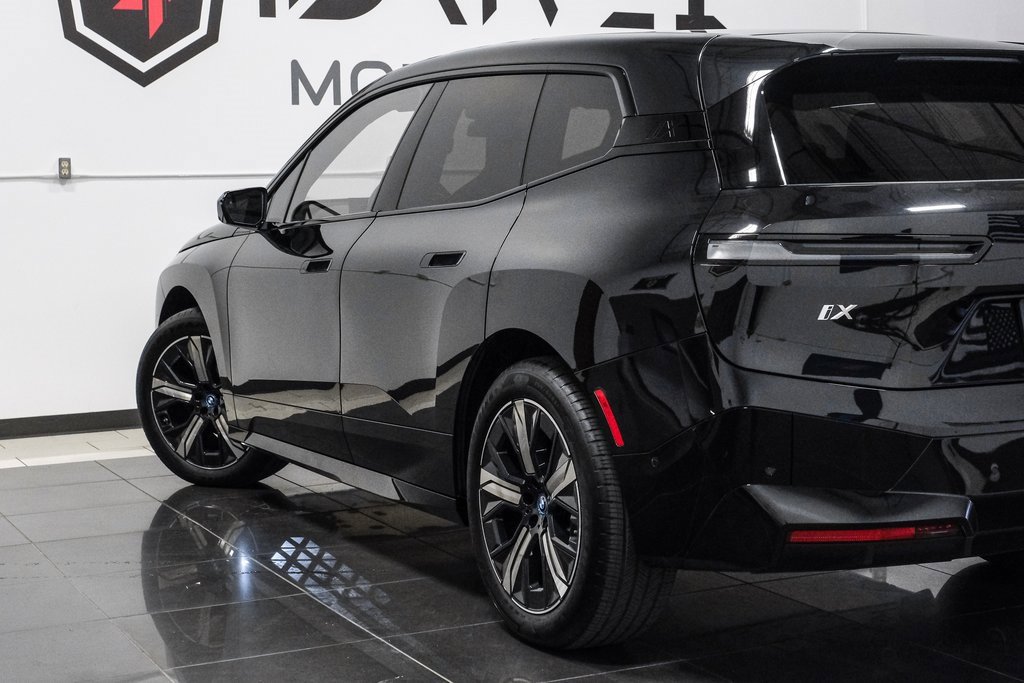 Used 2025 BMW iX xDrive50 image 14