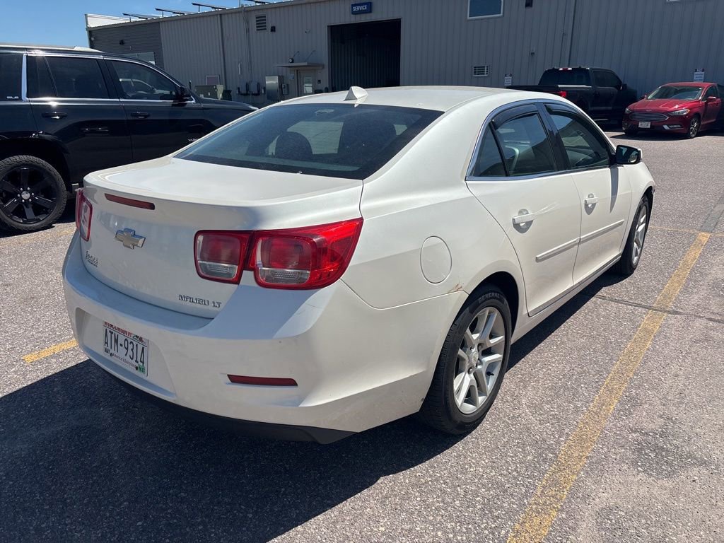 Used 2014 Chevrolet Malibu LT FWD image 3