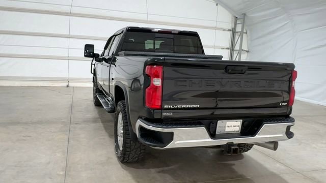Used 2022 Chevrolet Silverado 2500 LTZ w/ LTZ Plus Package AWD/4WD image 3