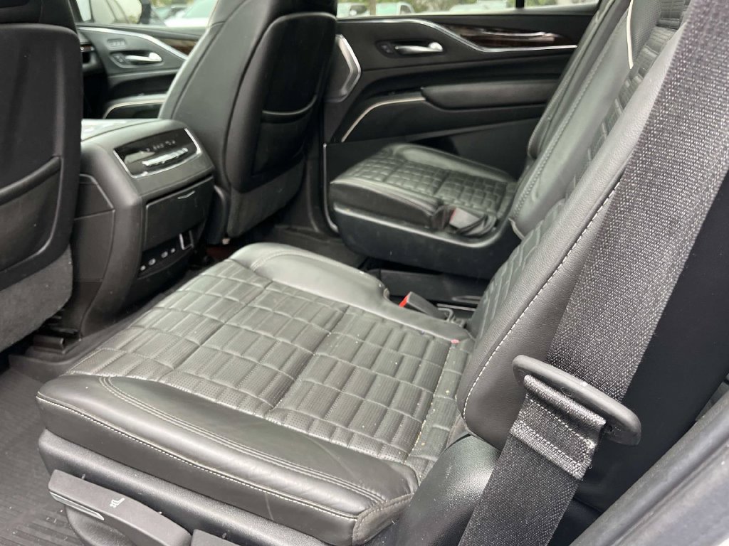Used 2021 Cadillac Escalade Sport Platinum w/ LPO, ONYX Package AWD/4WD image 22