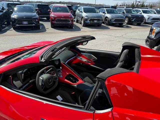 Used 2024 Chevrolet Corvette Stingray Premium Conv w/ Z51 Performance Package image 28
