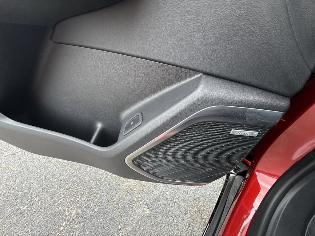 Certified 2025 Buick Enclave Sport Touring w/ LPO, Floor Liner Package FWD image 31