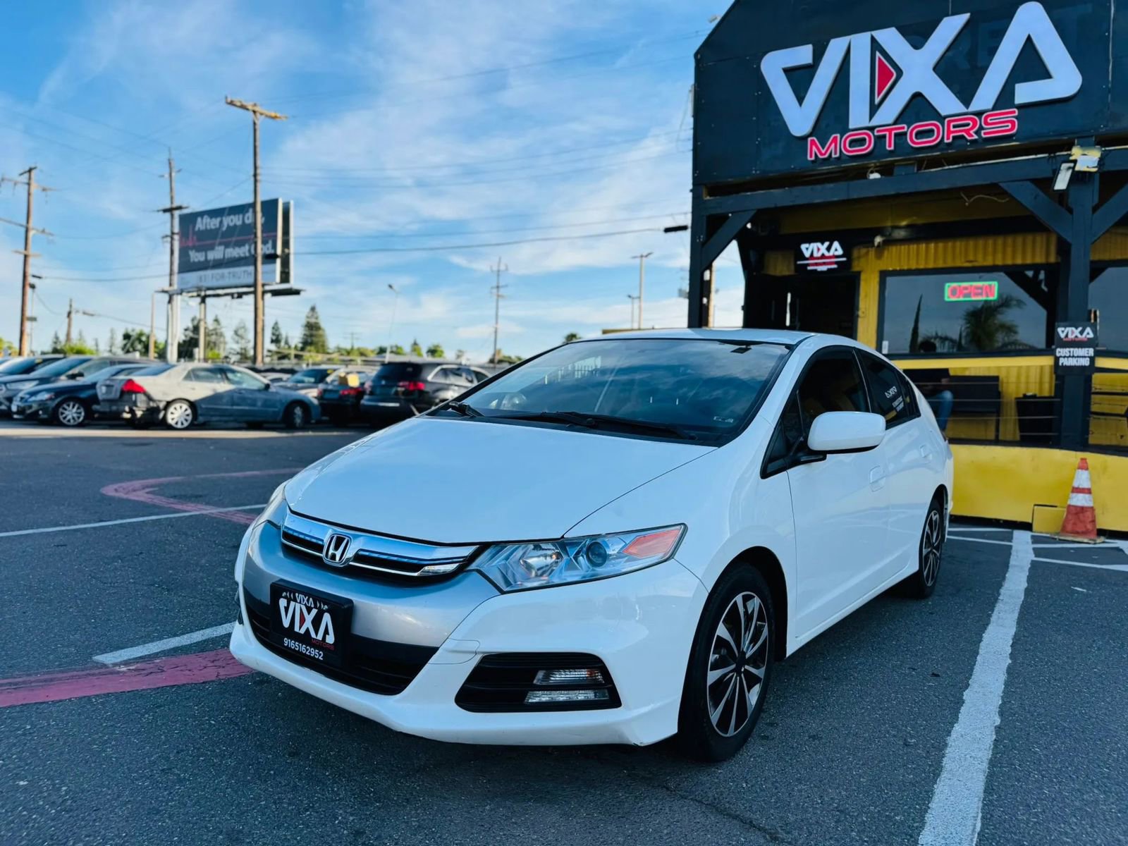 Used 2014 Honda Insight LX image 1