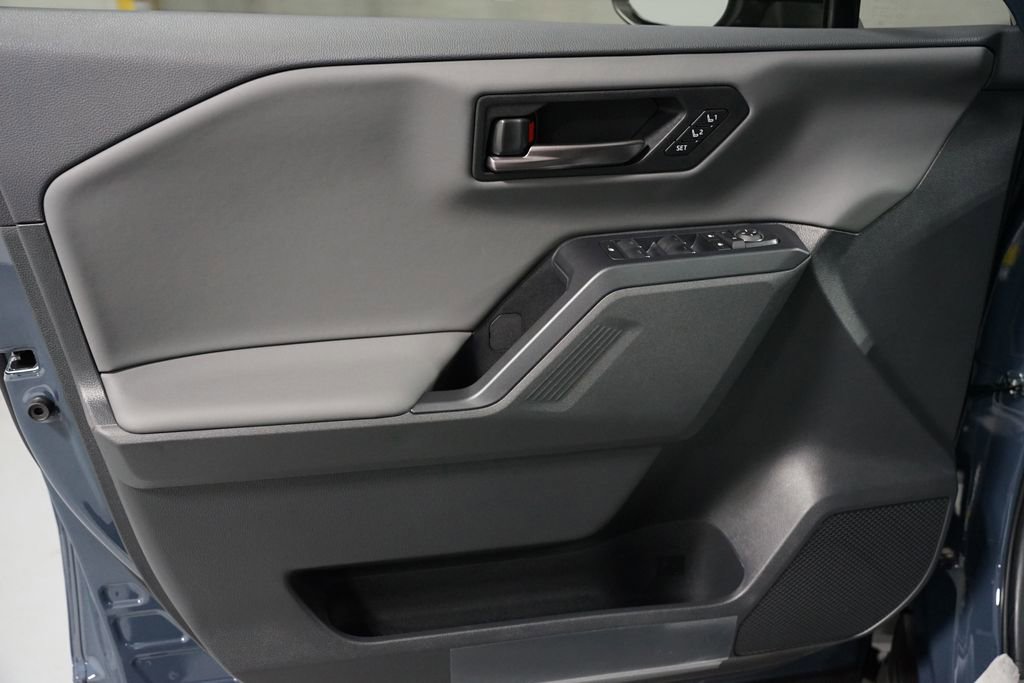 New 2026 Toyota RAV4 XSE image 31