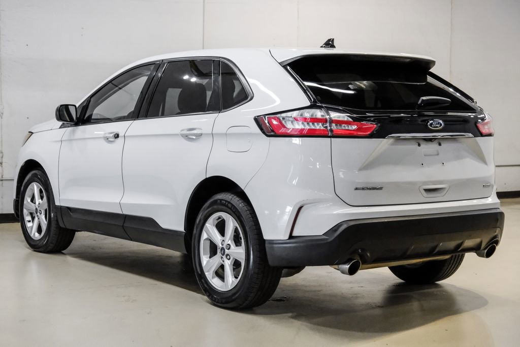 Used 2019 Ford Edge SE image 9