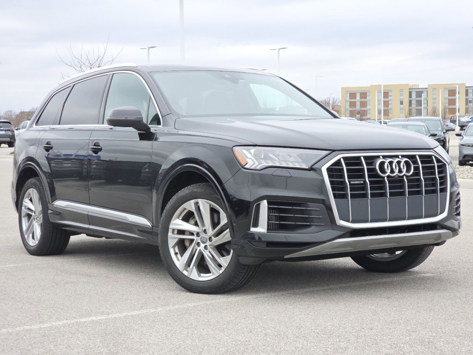 Used 2020 Audi Q7 3.0T Premium Plus w/ Premium Plus Package image 2