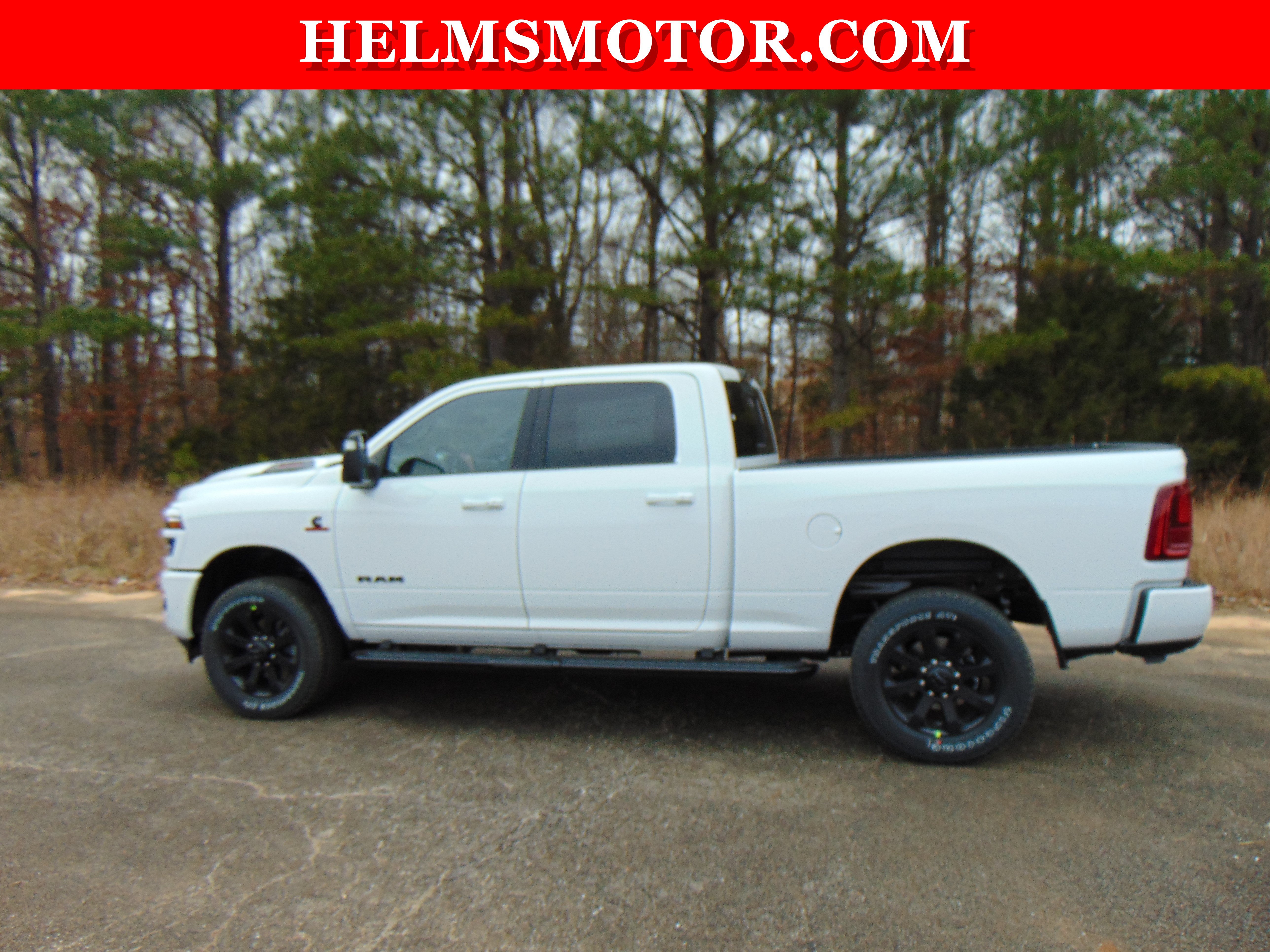 New 2026 RAM 2500 Laramie AWD/4WD image 7