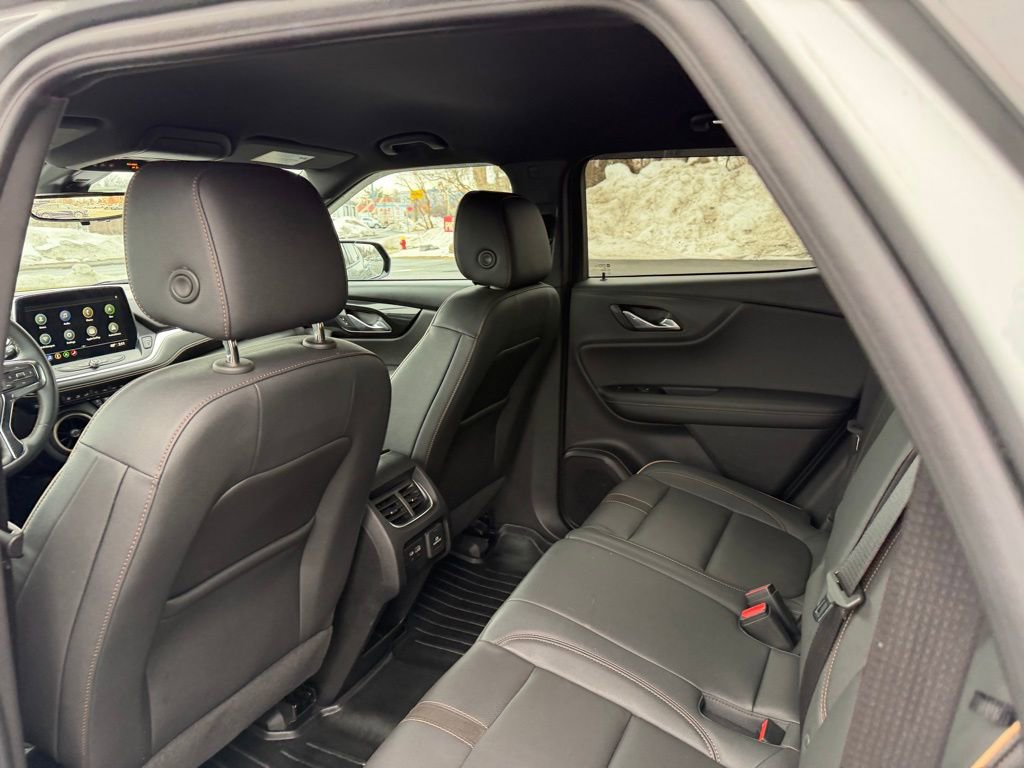 Used 2023 Chevrolet Blazer Premier w/ Driver Confidence II Package image 11