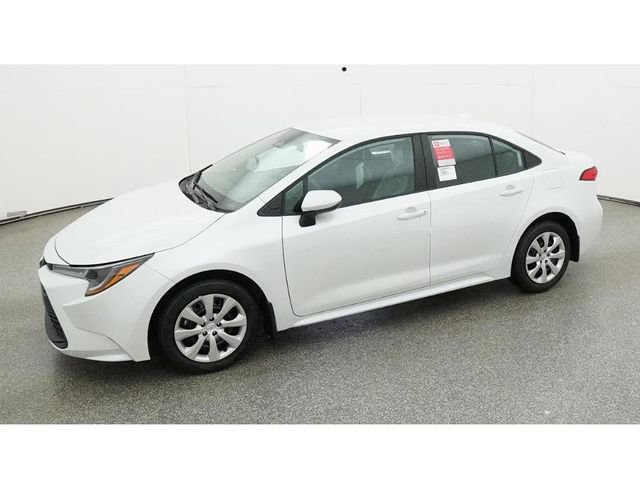 New 2026 Toyota Corolla LE image 2