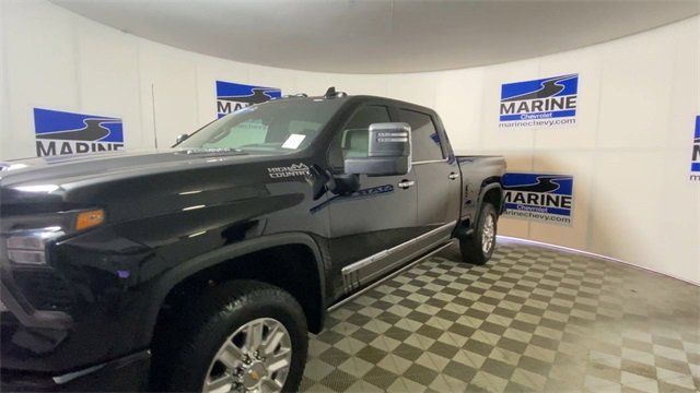 Certified 2025 Chevrolet Silverado 2500 High Country w/ High Country Premium Package image 6