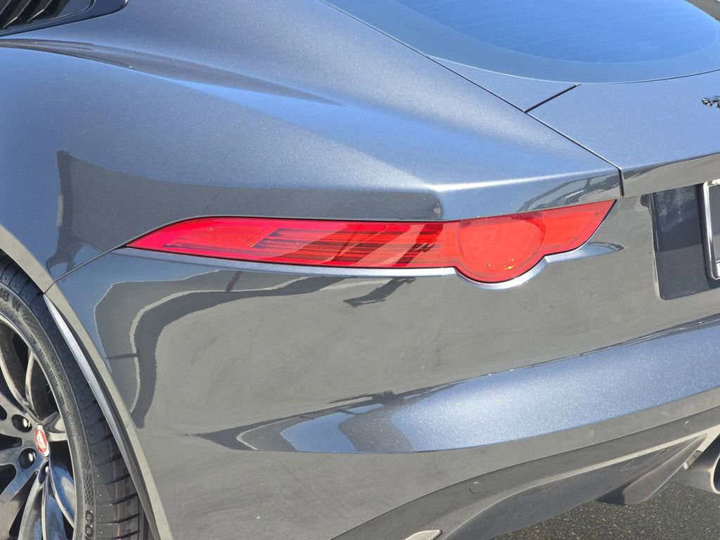 Used 2016 Jaguar F-TYPE Coupe RWD image 36
