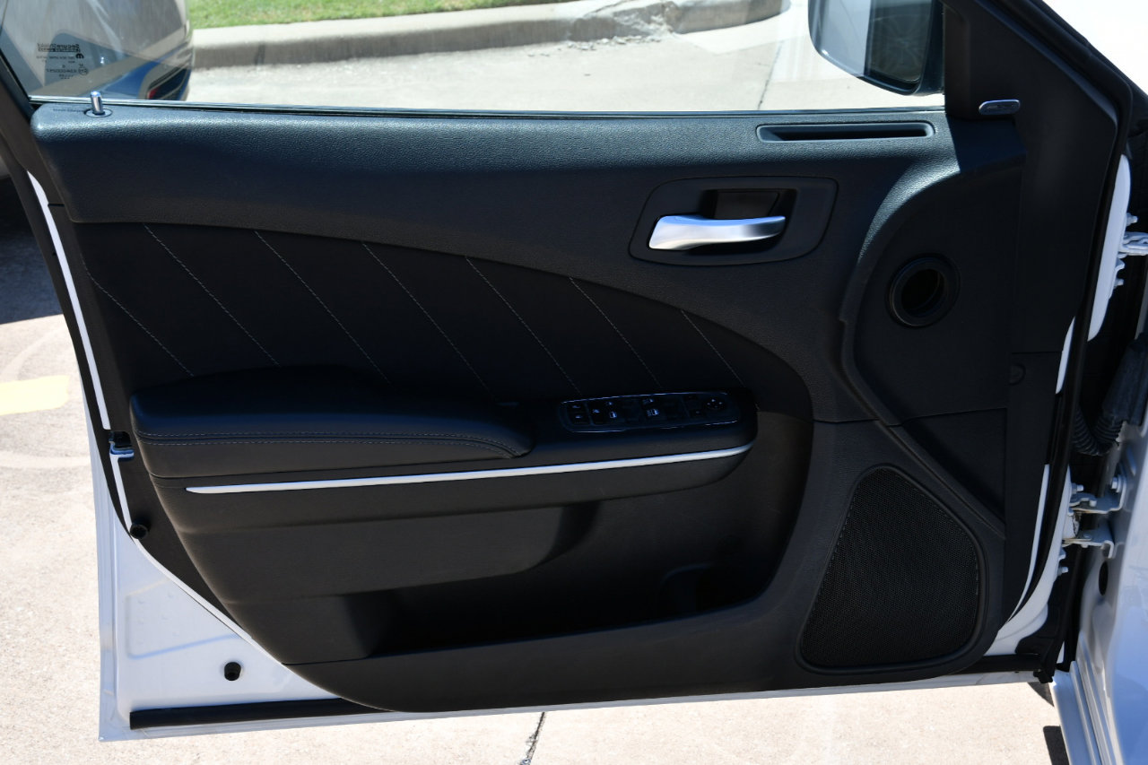 Used 2023 Dodge Charger SXT image 8