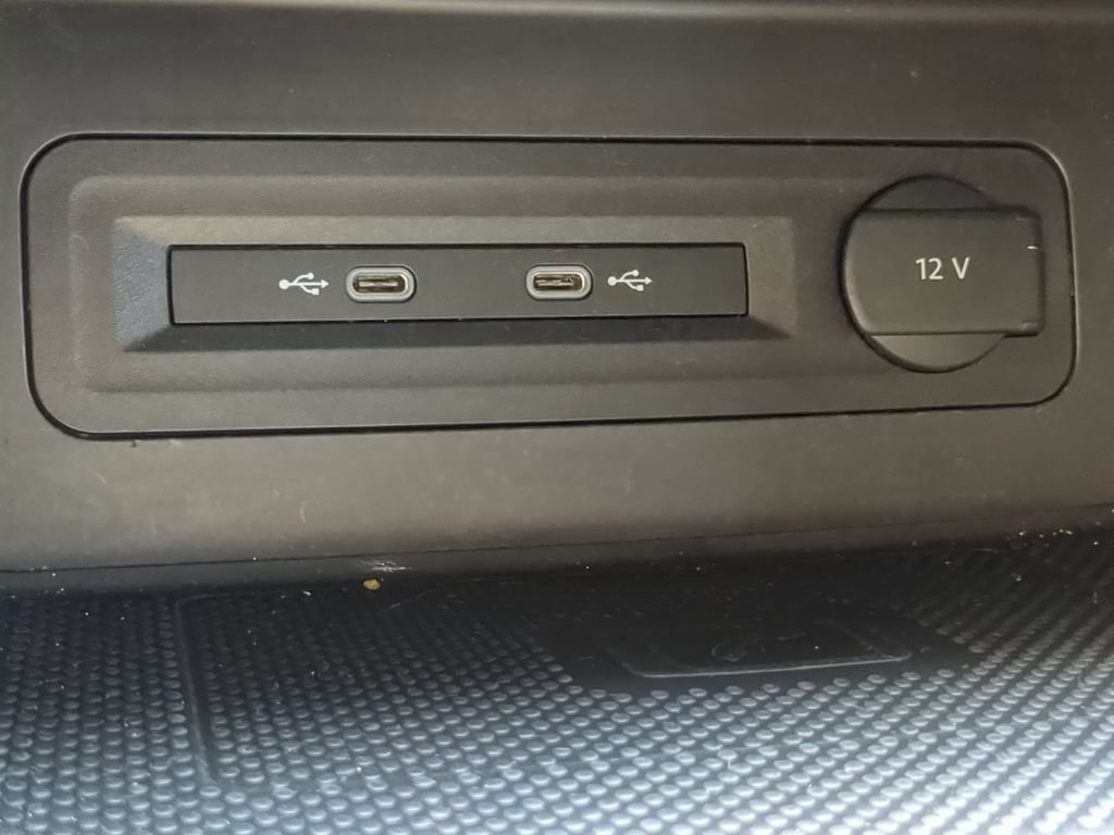 Certified 2023 Volkswagen Atlas SE FWD image 25