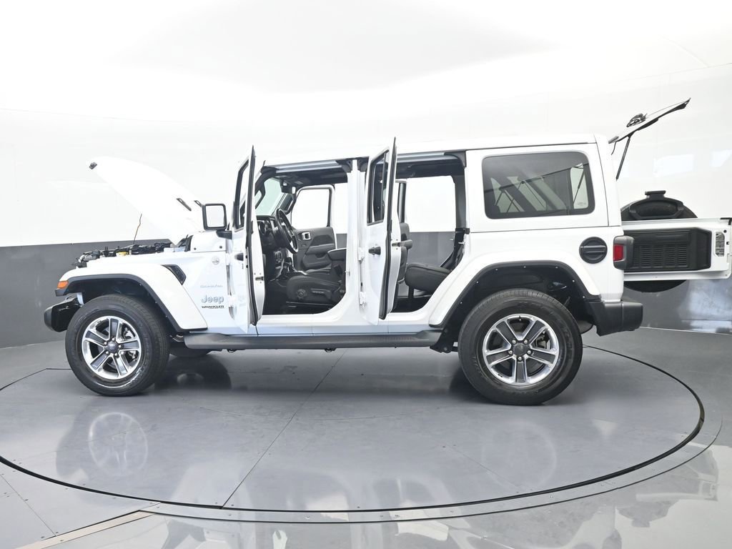 Used 2022 Jeep Wrangler Unlimited Sahara AWD/4WD image 70