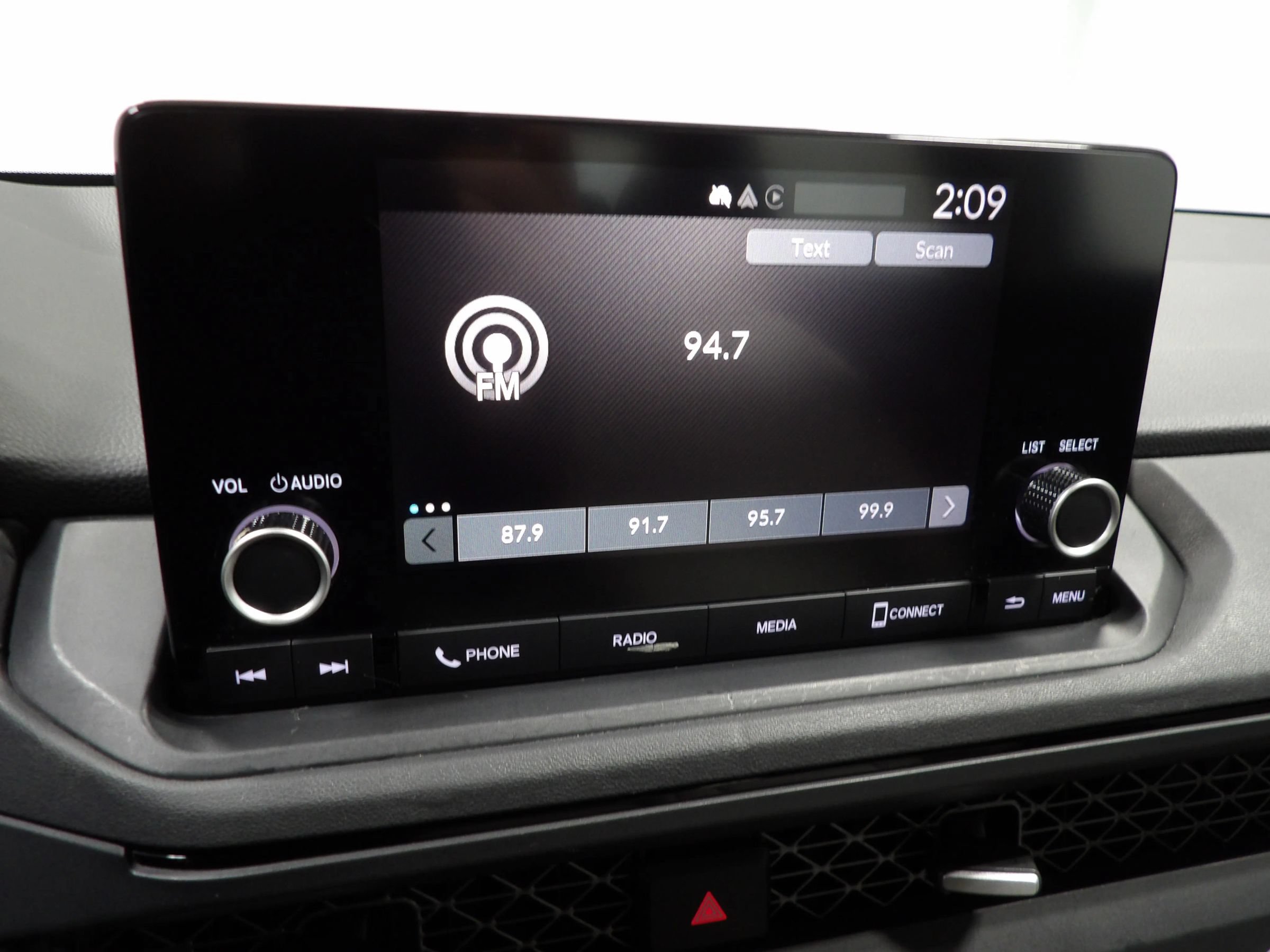 Used 2023 Honda Accord EX image 19
